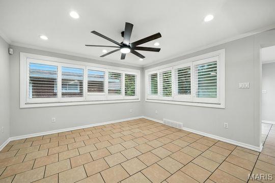 6481 Westway Rd, Saint Louis, MO 63109 - photo 11