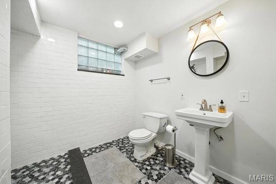 6481 Westway Rd, Saint Louis, MO 63109 - photo 25