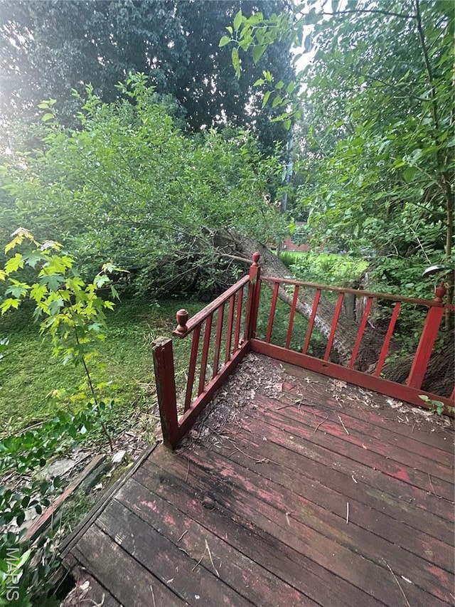 7250 Howdershell Rd, Hazelwood, MO 63042 - view of wooden terrace
