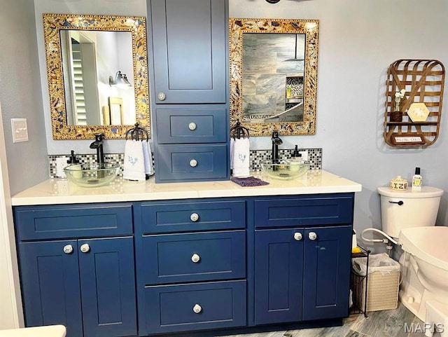 2302 Stonebrook, Dexter, MO 63841 - full bath with double vanity and wood finished floors