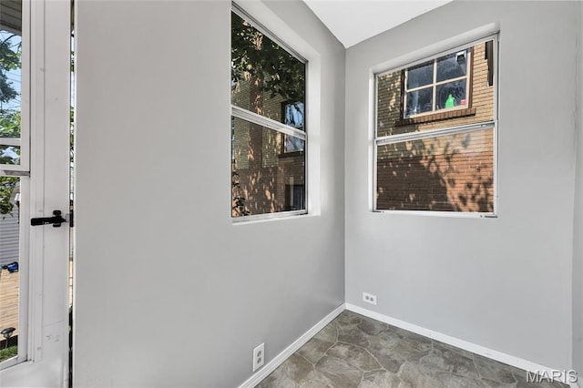 4064 Potomac St, Saint Louis, MO 63116 - photo 18