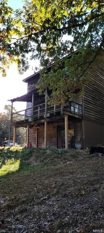 405 E Bittersweet Dr, Gerald, MO 63037 - view of side of property with a deck