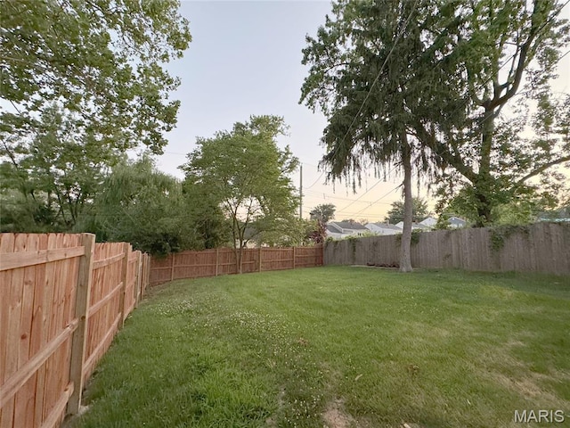 1001 Pike St, Saint Charles, MO 63301 - view of fenced backyard