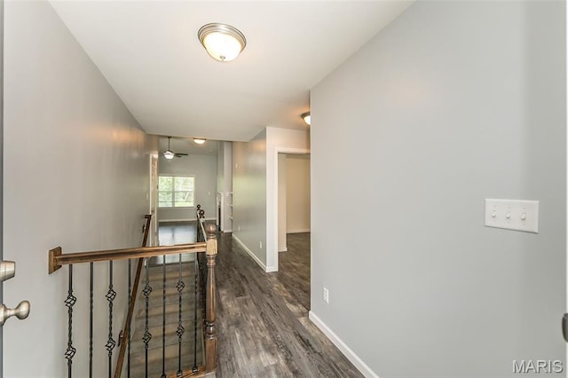 17458 Wyman Ridge Dr, Eureka, MO 63025 - hall with an upstairs landing and dark wood-style floors