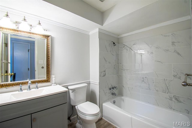10344 Forest Brook Ln Unit C, Saint Louis, MO 63146 - bathroom with vanity, tub / shower combination, ornamental molding, and wainscoting