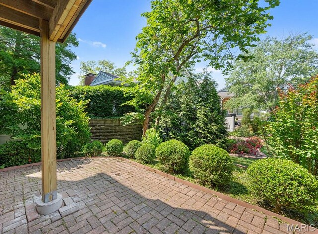 2393 Broadmont Ct, Chesterfield, MO 63017