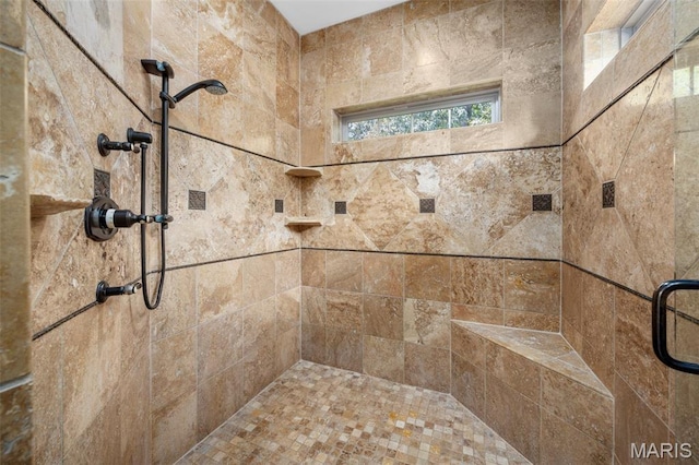 701 Crown Pointe Farms, Defiance, MO 63341 - bathroom featuring a tile shower