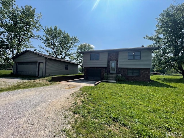 128 Myers St, Licking, MO 65542 - raised ranch with a front yard, dirt driveway, and brick siding