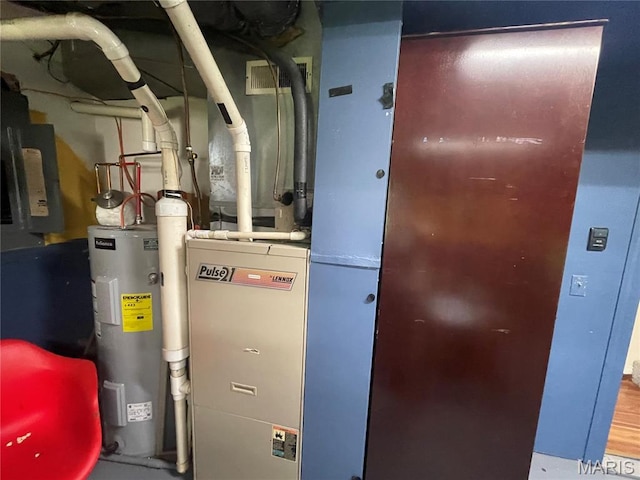 128 Myers St, Licking, MO 65542 - utilities featuring water heater