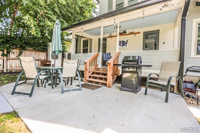 201 S Columbus St, Pacific, MO 63069 - view of patio with area for grilling and outdoor dining area