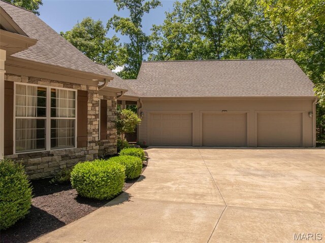 2216 N Konstanz Dr, Innsbrook, MO 63390
