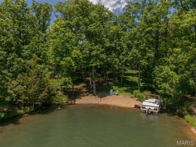 2216 N Konstanz Dr, Innsbrook, MO 63390