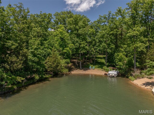 2216 N Konstanz Dr, Innsbrook, MO 63390