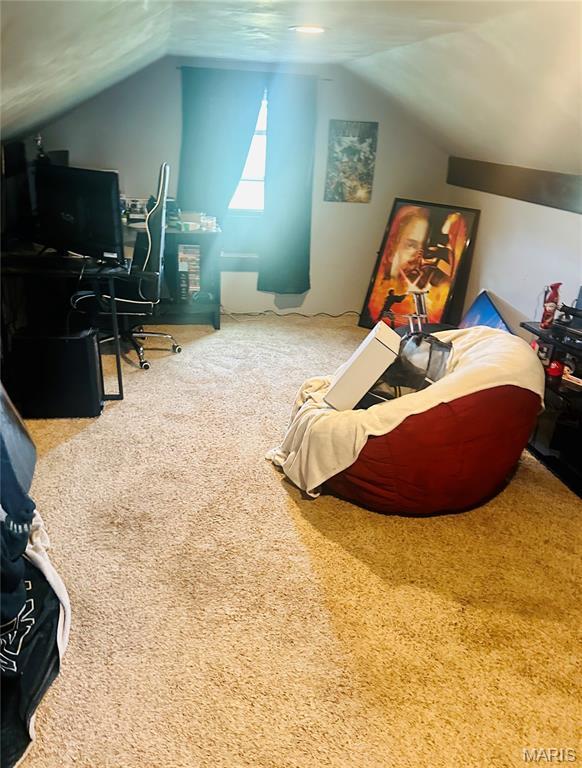 3911 State Route 3, Chester, IL 62233 - carpeted bedroom featuring lofted ceiling and a desk