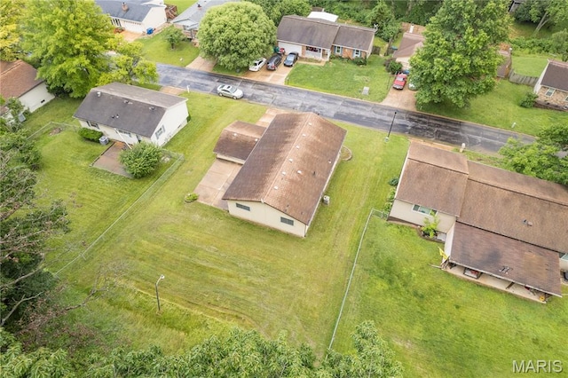 1658 Sparrow Point Ln, Fenton, MO 63026