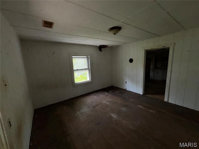 2205 N 5th St, Saint Charles, MO 63301 - spare room featuring a drop ceiling