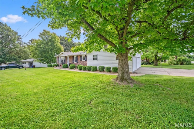 214 Hillcrest Dr, Elsberry, MO 63343 - photo 5