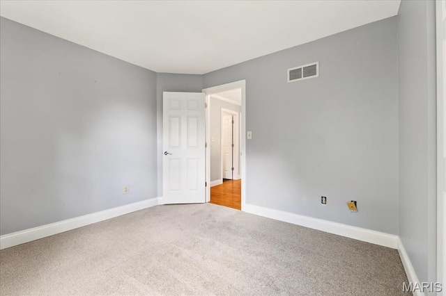 16544 Willow Glen Dr, Wildwood, MO 63040 - carpeted empty room with baseboards