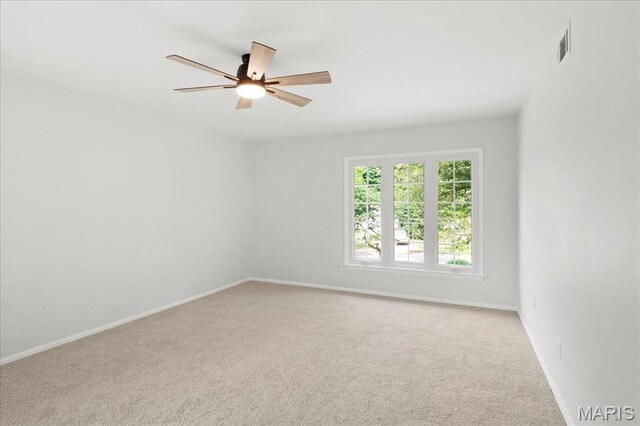 15371 Timber Hill Ln, Chesterfield, MO 63017 - unfurnished room with carpet and a ceiling fan