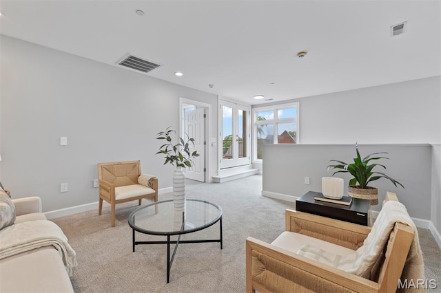 110 N Newstead Ave Unit 303, Saint Louis, MO 63108 - living room featuring light carpet and recessed lighting