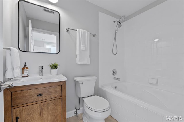 110 N Newstead Ave Unit 303, Saint Louis, MO 63108 - full bath featuring vanity and washtub / shower combination
