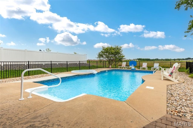 201 Mcclelland Dr, Troy, IL 62294 - view of pool featuring a patio area and a pool with connected hot tub