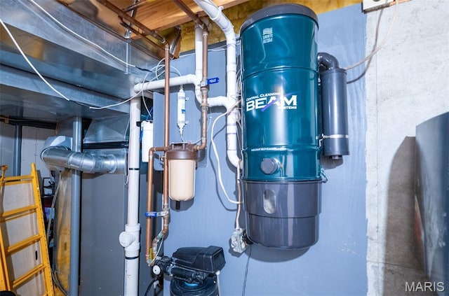 824 Legends View Dr, Eureka, MO 63025 - utilities featuring a central vacuum unit