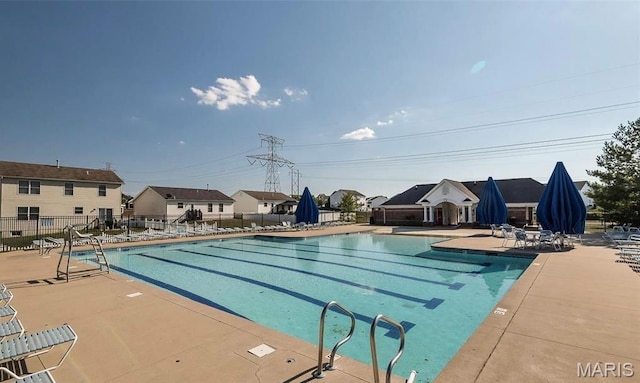 8 Dugout Ct, Ofallon, MO 63366 - community pool with a patio