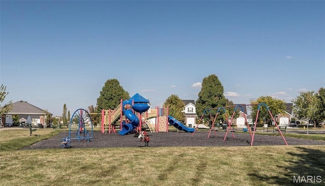 8 Dugout Ct, Ofallon, MO 63366 - community playground featuring a yard