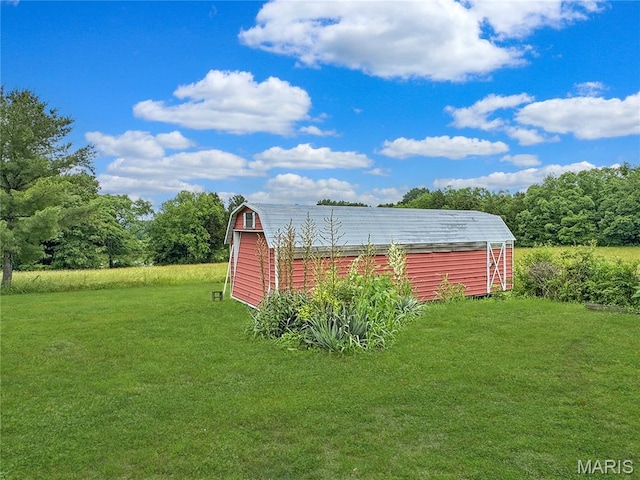 4423 Project Rd, Luebbering, MO 63061 - view of green lawn featuring an outdoor structure