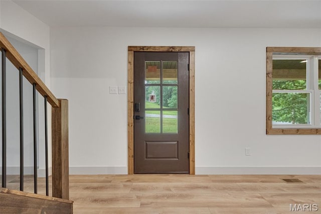 10293 Strange Rd, Potosi, MO 63664 - entryway featuring wood finished floors