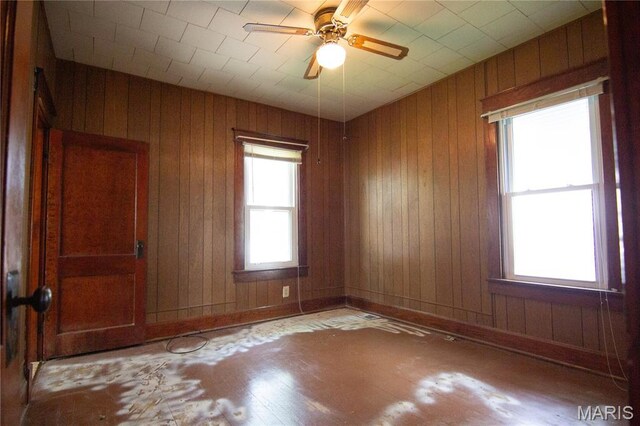 535 E Acton Ave, Wood River, IL 62095 - photo 14