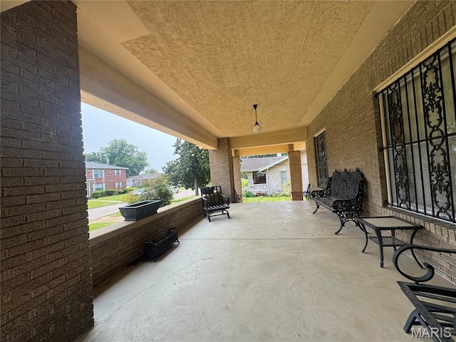 955 Kinzer St, Poplar Bluff, MO 63901