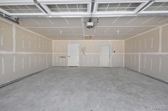1529 Hickory Lndg, De Soto, MO 63020 - garage with a garage door opener
