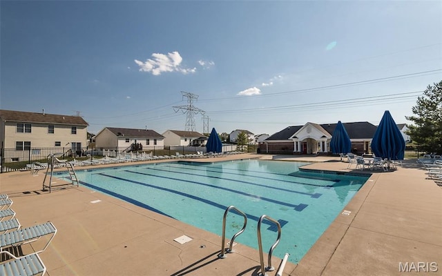 86 Homefield Square Ct, Ofallon, MO 63366 - community pool featuring a patio