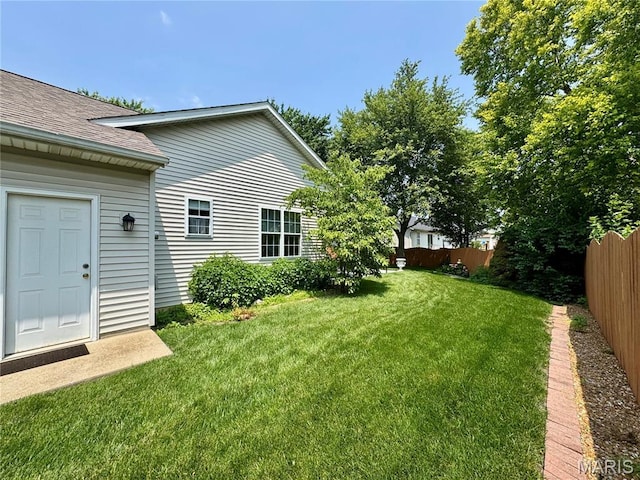 829 Clemson Ave, Fairview Heights, IL 62208 - view of yard