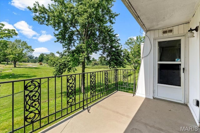 1745 Herault Pl Unit F, Saint Louis, MO 63125 - view of balcony