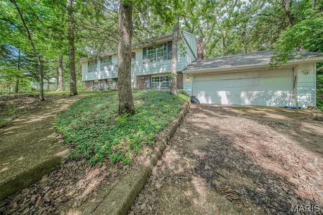 10820 Clayton Ct, Rolla, MO 65401 - view of front of house featuring a chimney