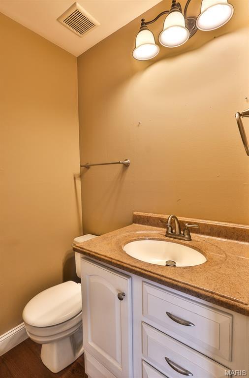 1377 Remington Oaks Ter, Fenton, MO 63026