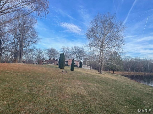 12746 Rolling Hills Dr, Trenton, IL 62293 - view of grassy yard