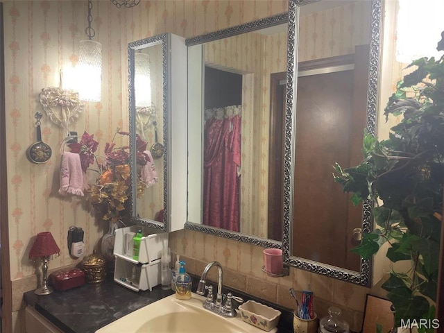 12746 Rolling Hills Dr, Trenton, IL 62293 - full bathroom featuring wallpapered walls and vanity