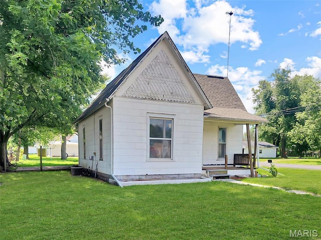 114 W Union St, Vandalia, MO 63382 - photo 2