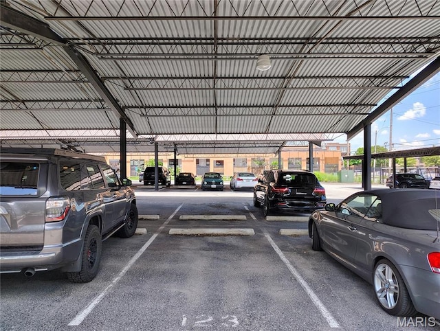 4100 Forest Park Ave Unit 322, Saint Louis, MO 63108 - view of covered parking lot