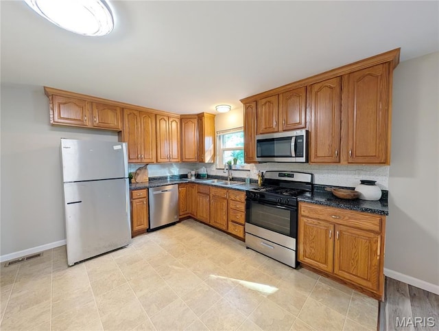2480 Teakwood Manor Dr, Florissant, MO 63031 - photo 8