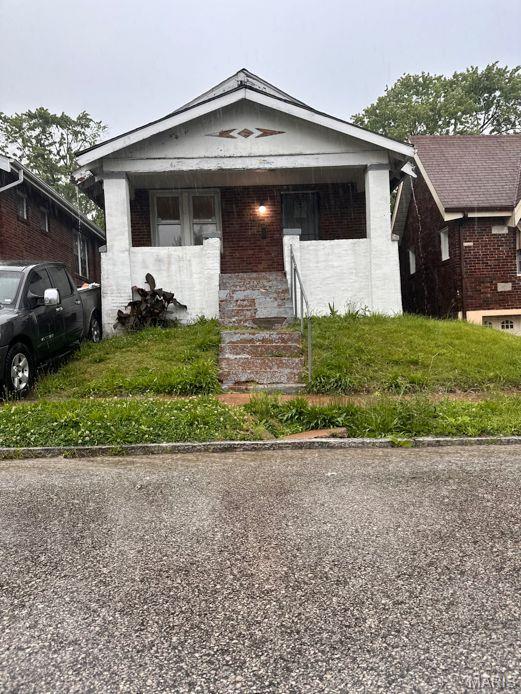 6129 Sherry Ave, Saint Louis, MO 63136 - photo 1