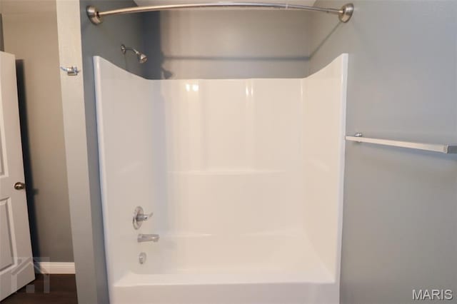 278 Settlers Pass, Waynesville, MO 65583 - bathroom with shower / tub combination