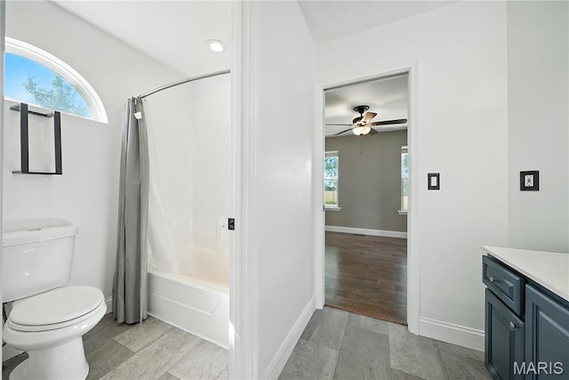 1408 Elm Tree Rd, Troy, MO 63379 - bathroom featuring vanity, shower / bath combo, ceiling fan, and healthy amount of natural light