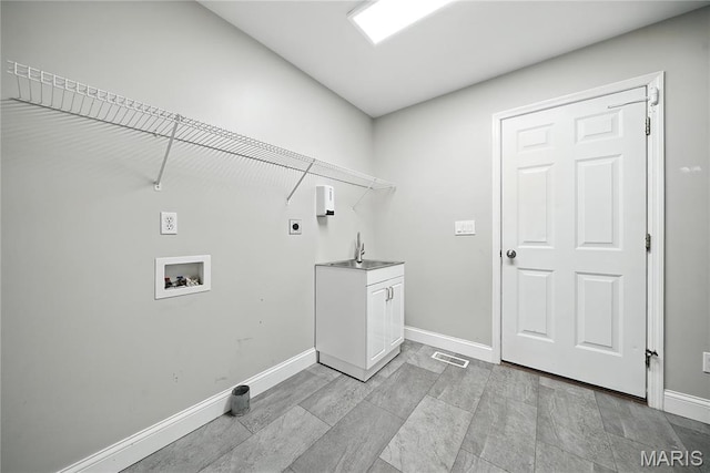 1408 Elm Tree Rd, Troy, MO 63379 - washroom with hookup for a washing machine, electric dryer hookup, cabinet space, and wet bar