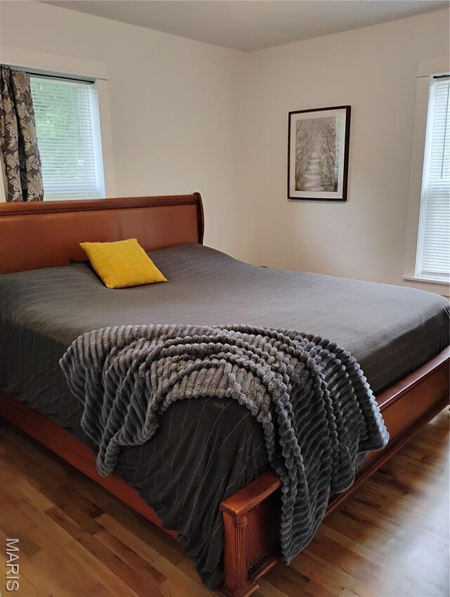 131 Sackett St, Licking, MO 65542 - bedroom with wood finished floors