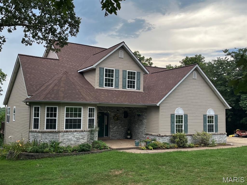 545 Honeysuckle Ln, Union, MO 63084 - photo 2